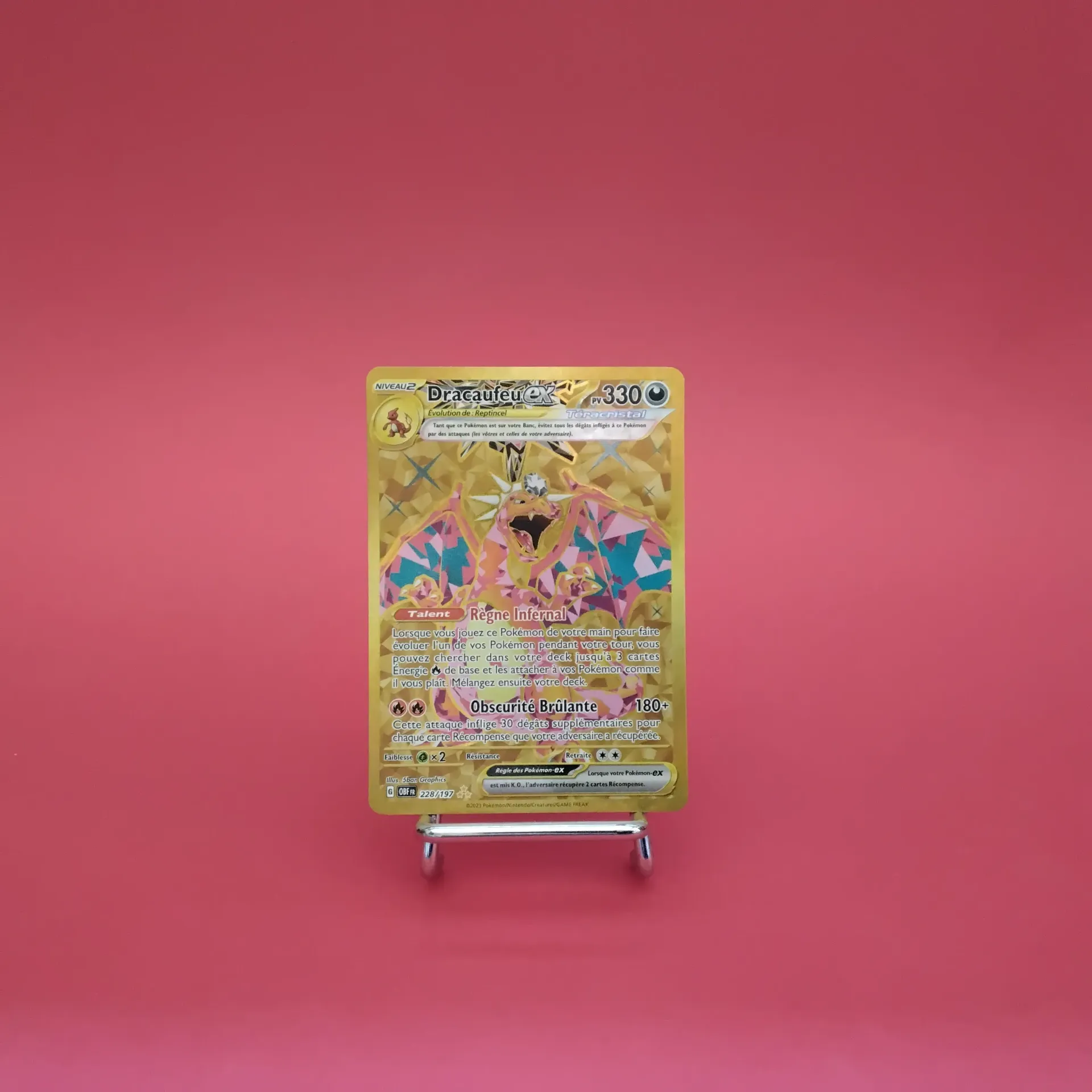 Carte Pokemon Dracaufeu EX GOLD 228/197 - EV3- Flammes Obsidiennes - GOLD- Secret - Etat Near Mint (FR)